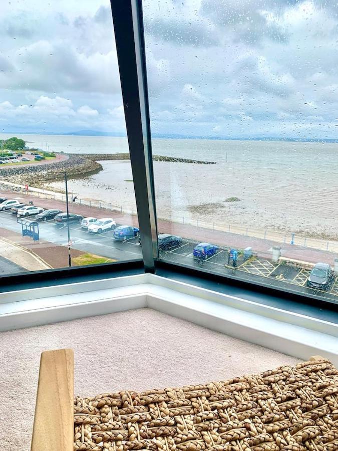 Lovely 2 Bedroom Modern Loft Apartment Sea View Morecambe Kültér fotó